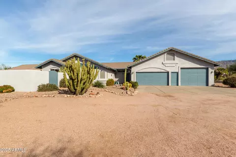 6404 S Lazy Ln, Gold Canyon, AZ 85118