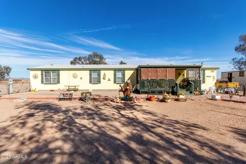 43208 W Mulberry Dr, Tonopah, AZ 85354