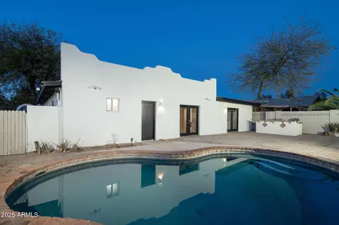 4731 E Monte Vista Rd, Phoenix, AZ 85008