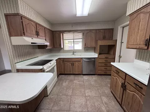 Kitchen - 6132 E Decatur St, Mesa, AZ 85205 photo 1 of 2