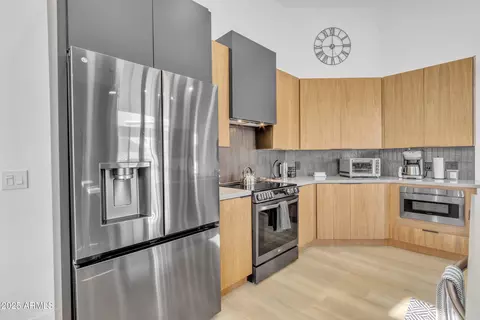 8245 E Bell Rd #201, Scottsdale, AZ 85260