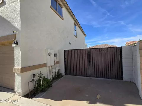9043 E Posada Ave, Mesa, AZ 85212 photo 5