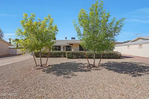 10650 W Riviera Dr, Sun City, AZ 85351