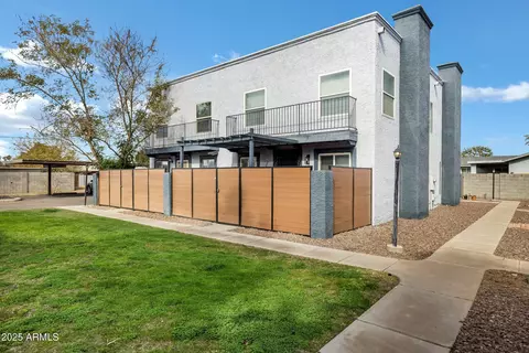 4142 N 11th St #10, Phoenix, AZ 85014