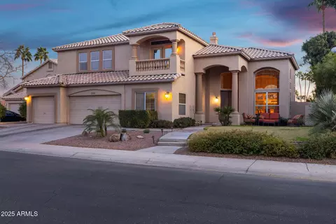 1321 W Shellfish Dr, Gilbert, AZ 85233 photo 2