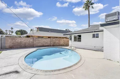Exterior - 7745 N 33rd Ave, Phoenix, AZ 85051 photo 4 of 9