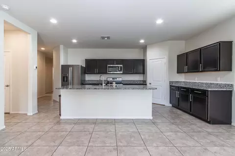 Kitchen - 3029 S 78th Dr, Phoenix, AZ 85043 photo 3 of 7