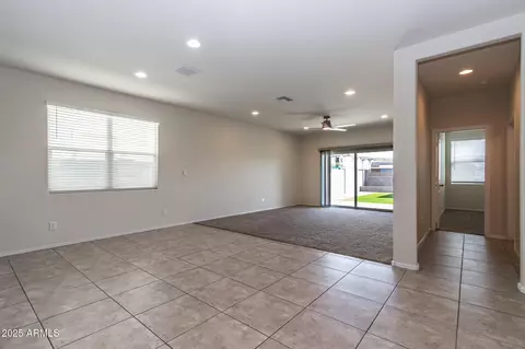 Living - 3029 S 78th Dr, Phoenix, AZ 85043 photo 1 of 8