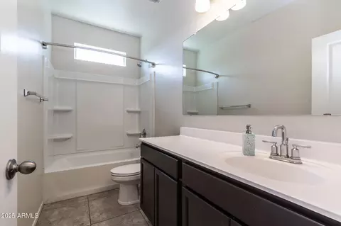 Bath - 3029 S 78th Dr, Phoenix, AZ 85043 photo 1 of 2