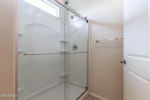 Bath - 3029 S 78th Dr, Phoenix, AZ 85043 photo 2 of 2