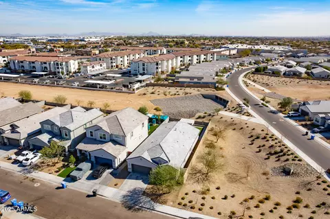 View/Area - 3029 S 78th Dr, Phoenix, AZ 85043 photo 6 of 13