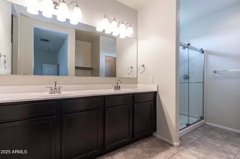 Entry Way - 3029 S 78th Dr, Phoenix, AZ 85043 photo 2 of 2