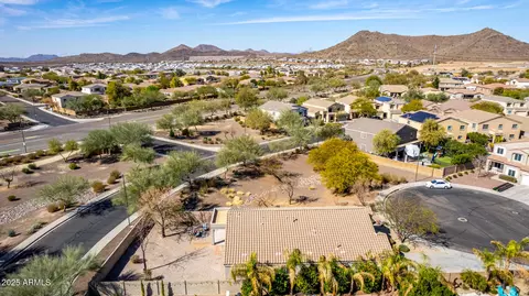 View/Area - 2525 E Misty Willow Ln, Phoenix, AZ 85024 photo 1 of 4