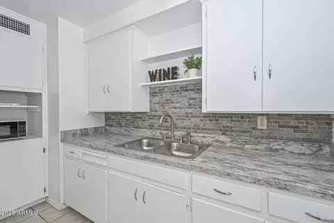 11223 W Missouri Ave, Youngtown, AZ 85363