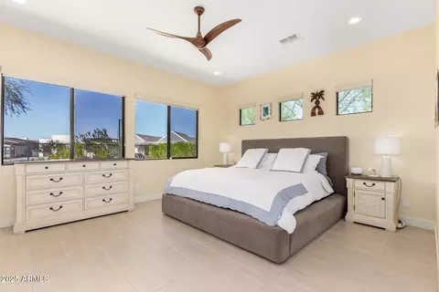 Bedroom - 834 E Kachina Trl, Phoenix, AZ 85042 photo 2 of 5