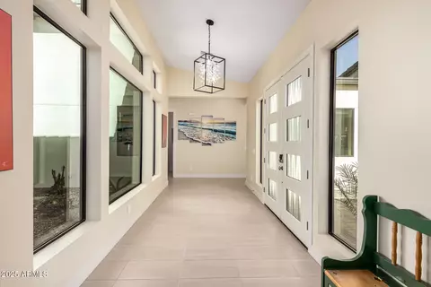 Entry Way - 834 E Kachina Trl, Phoenix, AZ 85042 photo 1 of 1