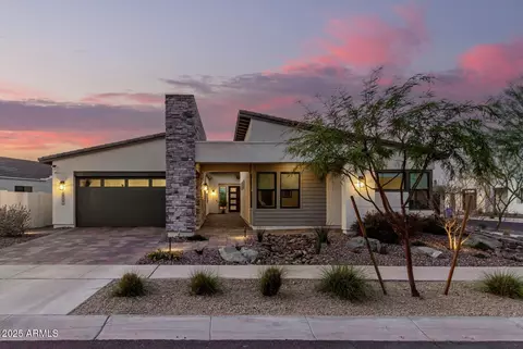 Exterior - 834 E Kachina Trl, Phoenix, AZ 85042 photo 1 of 10