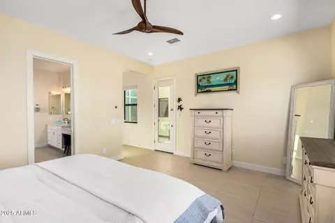 Bedroom - 834 E Kachina Trl, Phoenix, AZ 85042 photo 1 of 5