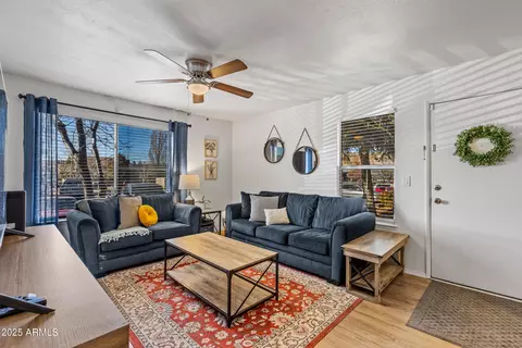 1200 S Riordan Ranch St #11, Flagstaff, AZ 86001