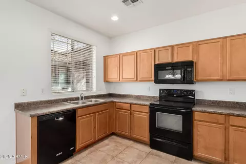 2454 E Vermont Dr, Gilbert, AZ 85295 photo 9