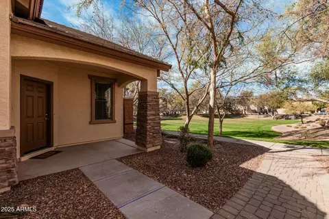2454 E Vermont Dr, Gilbert, AZ 85295 photo 1