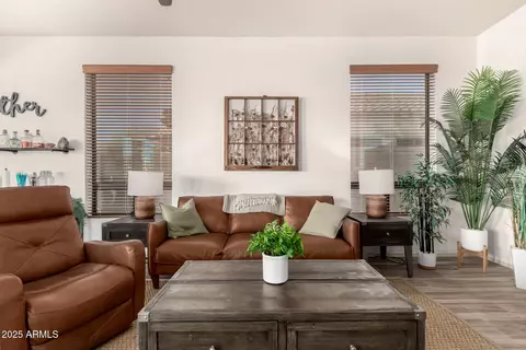 Living - 9260 E Greenway St, Mesa, AZ 85207 photo 2 of 2