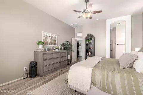 Bedroom - 9260 E Greenway St, Mesa, AZ 85207 photo 3 of 5