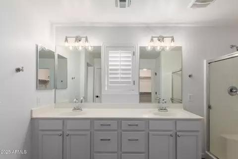 3555 Erie St, Gilbert, AZ 85295 photo 8