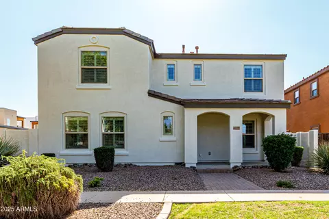 3555 Erie St, Gilbert, AZ 85295