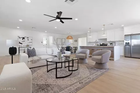 800 W Erie St, Chandler, AZ 85225