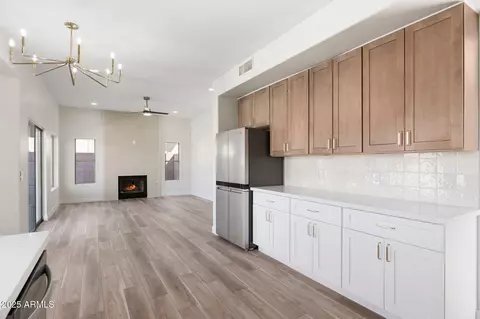 4216 E Tether Trl, Phoenix, AZ 85050 photo 14