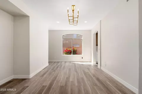 4216 E Tether Trl, Phoenix, AZ 85050 photo 5
