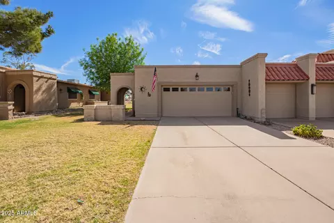 10127 E Minnesota Ave, Sun Lakes, AZ 85248