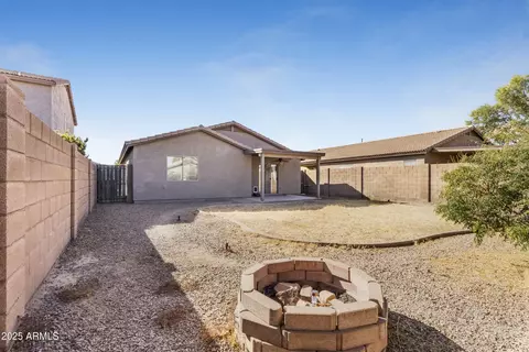 Exterior - 43556 W Colby Dr, Maricopa, AZ 85138 photo 2 of 3