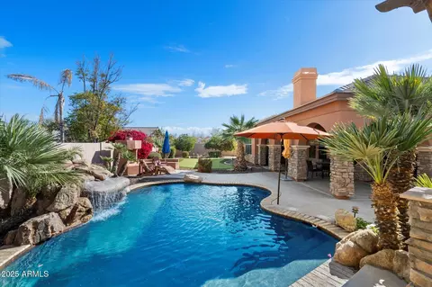3132 E Harwell Rd, Phoenix, AZ 85042