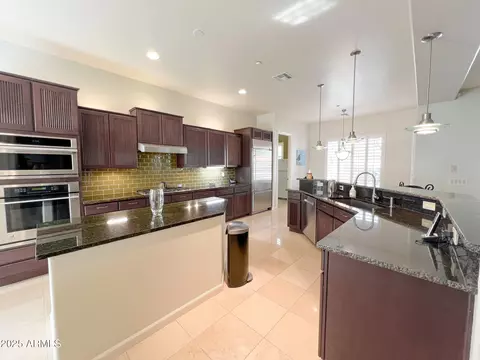 Kitchen - 3912 E Williams Dr, Phoenix, AZ 85050 photo 2 of 2