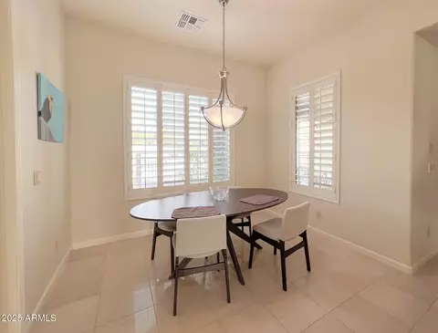 Dining - 3912 E Williams Dr, Phoenix, AZ 85050 photo 2 of 2