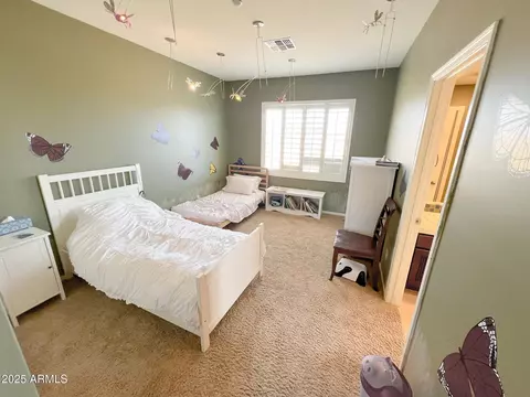 Bedroom - 3912 E Williams Dr, Phoenix, AZ 85050 photo 3 of 4