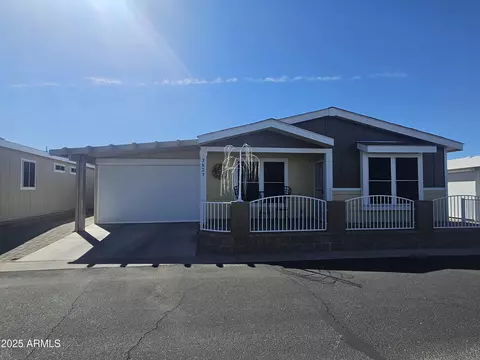 650 N Hawes Rd #3827, Mesa, AZ 85207