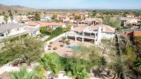 View/Area - 11628 S Warcloud Ct, Phoenix, AZ 85044 photo 11 of 15