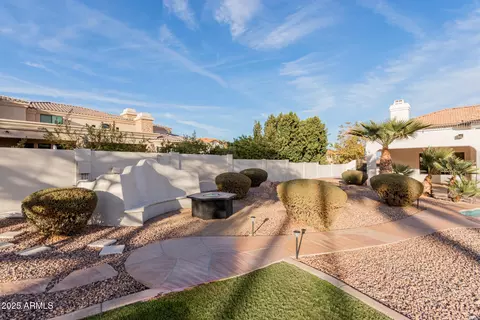 Exterior - 11628 S Warcloud Ct, Phoenix, AZ 85044 photo 17 of 21