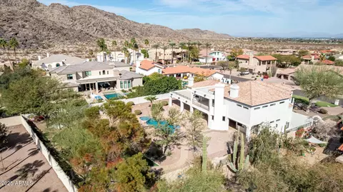 View/Area - 11628 S Warcloud Ct, Phoenix, AZ 85044 photo 6 of 15
