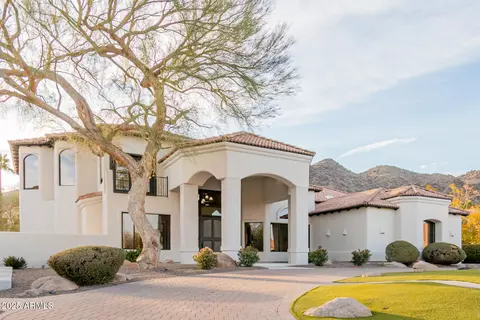 Exterior - 11628 S Warcloud Ct, Phoenix, AZ 85044 photo 7 of 21