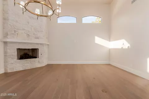 Living - 11628 S Warcloud Ct, Phoenix, AZ 85044 photo 11 of 22
