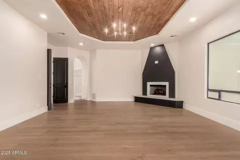 Living - 11628 S Warcloud Ct, Phoenix, AZ 85044 photo 14 of 22
