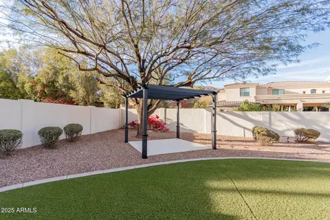Exterior - 11628 S Warcloud Ct, Phoenix, AZ 85044 photo 15 of 21