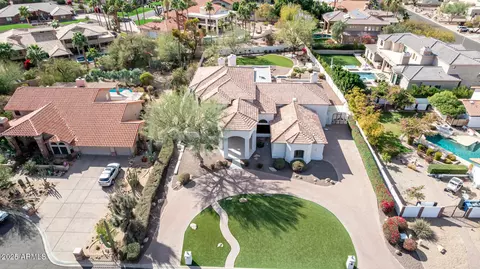 View/Area - 11628 S Warcloud Ct, Phoenix, AZ 85044 photo 13 of 15