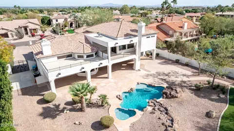View/Area - 11628 S Warcloud Ct, Phoenix, AZ 85044 photo 1 of 15