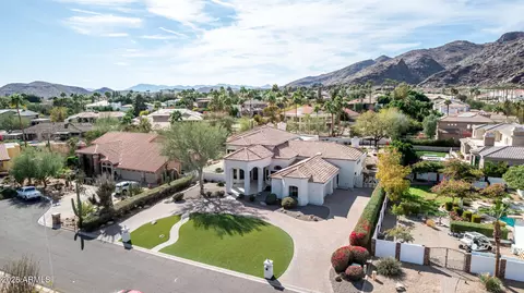 View/Area - 11628 S Warcloud Ct, Phoenix, AZ 85044 photo 4 of 15
