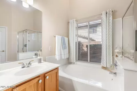 3546 E Latham Way, Gilbert, AZ 85297 photo 32